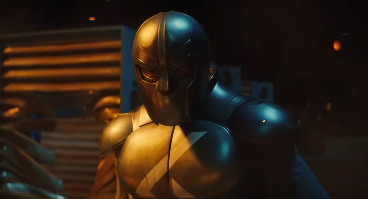 Sylvester Stallone's superhero mask in Samaritan is similar to what his character wears in Judge Dredd.