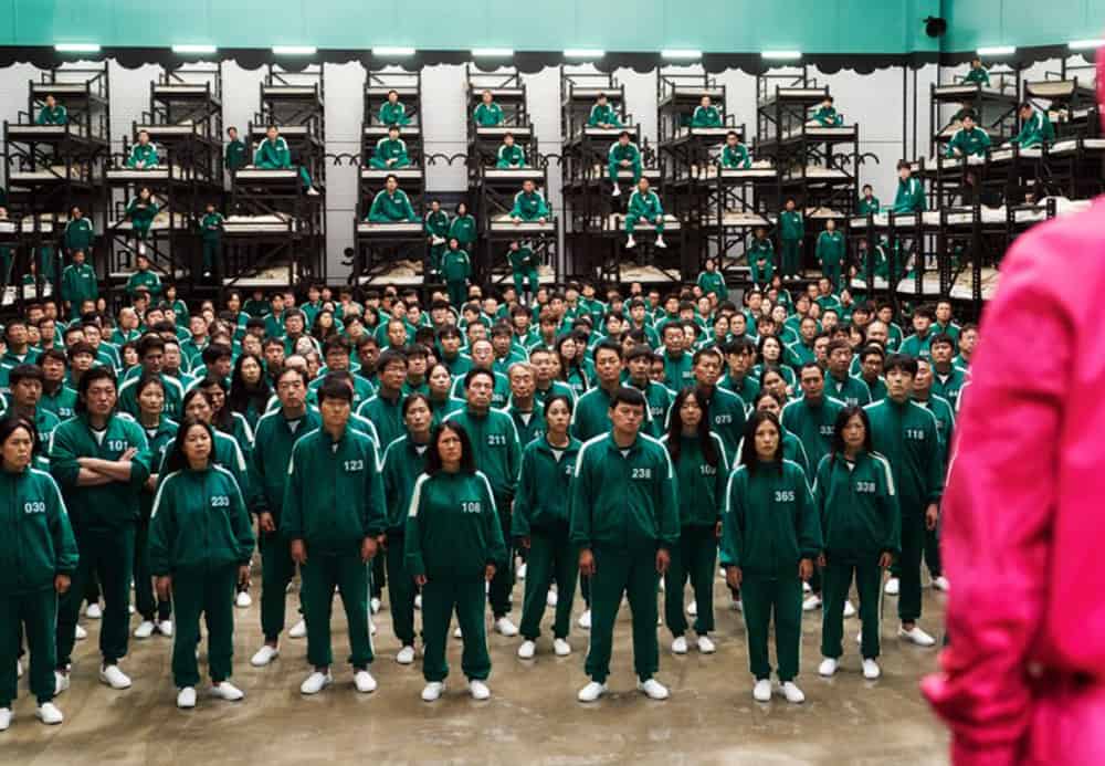 Netflix + Twitter Fb Down Squid Game Memes