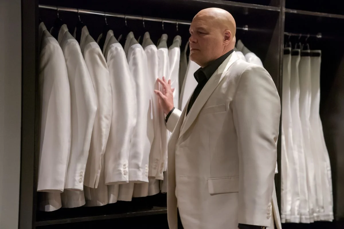 kingpin-focused-storyline-hinted-daredevil-born-again-set-photos-1-800x533.webp