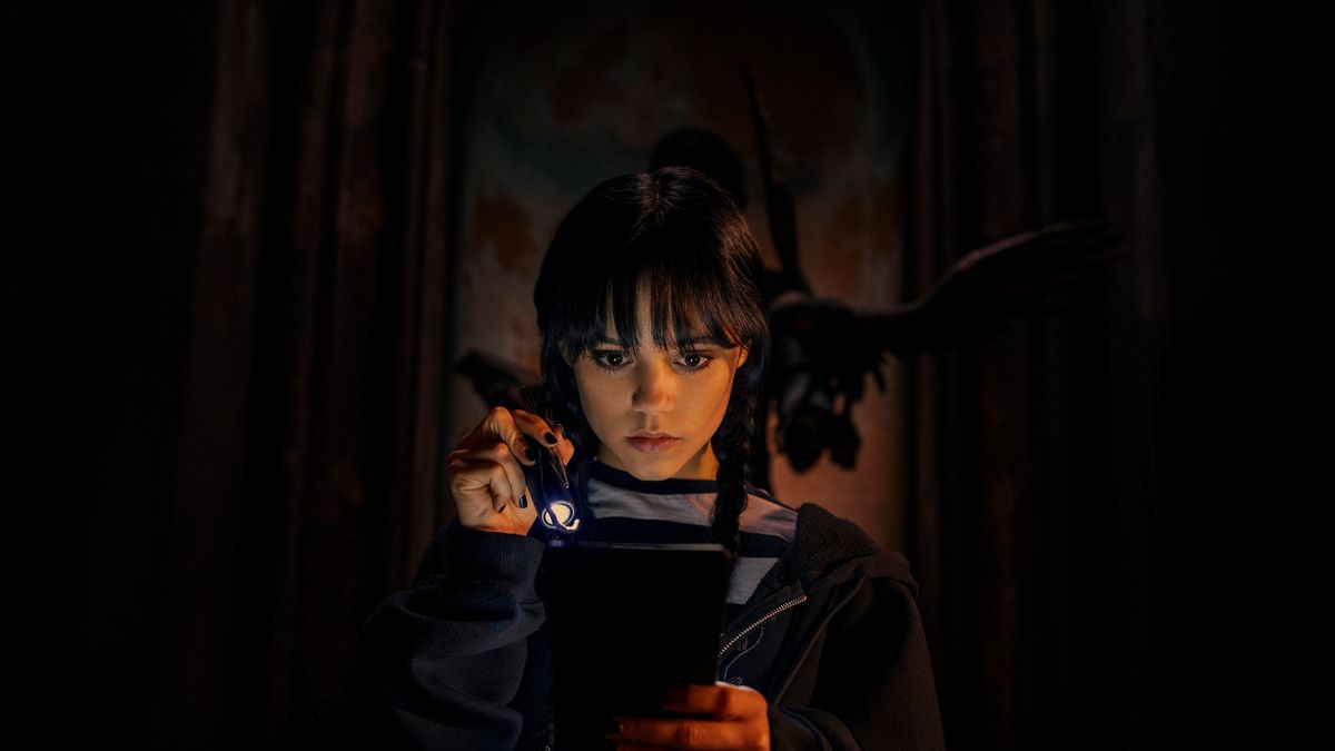 Burton says that collaborating with star Jenna Ortega will be critical for season 2.