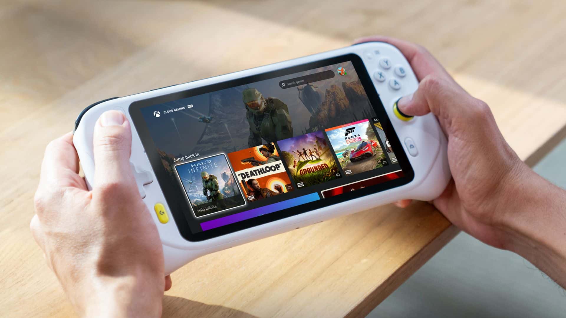 Logitech Has Released The G Cloud, An Ambitious Streaming Handheld Console