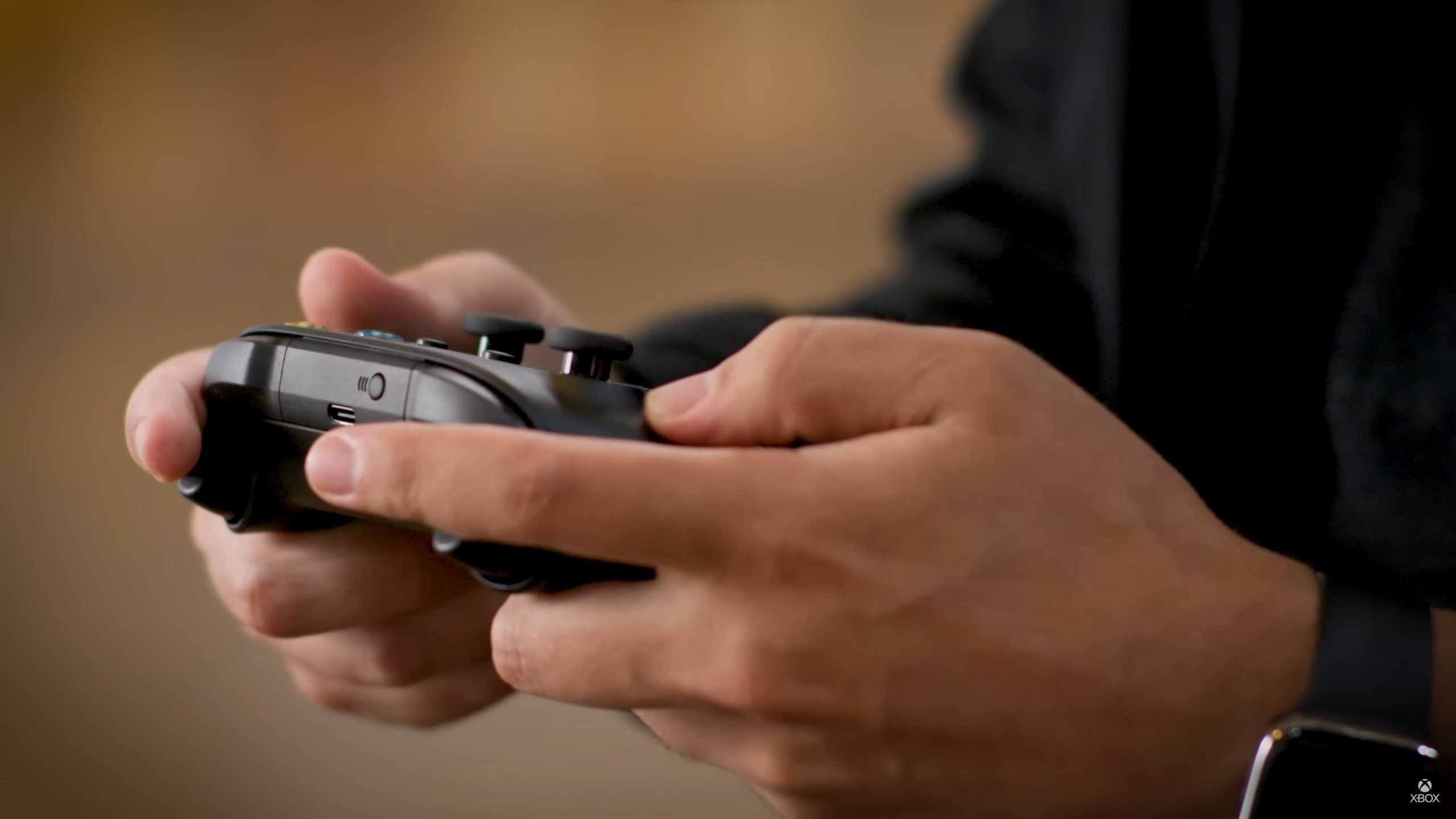 Microsoft is now selling replacement parts for the Xbox controller