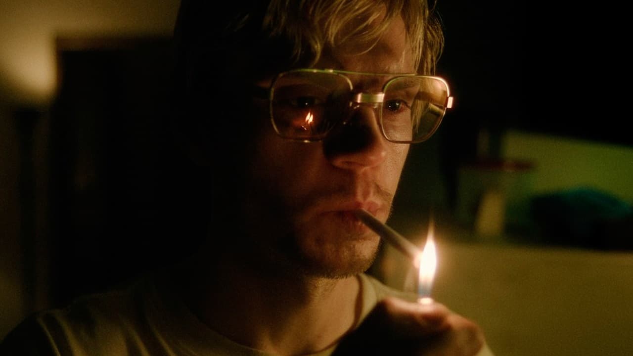 dahmer-fifth-most-watched-series-premiere-netflix-11.jpg