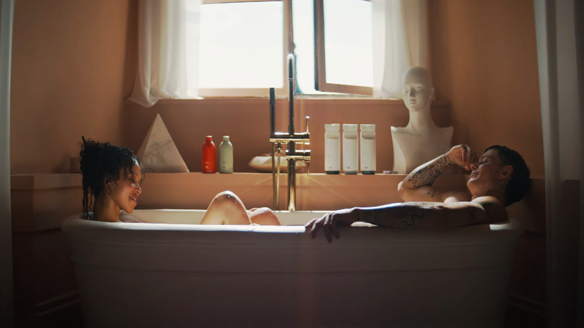 The trailer for The Crow reboot showcased the departures from the 1994 film's narrative and goth-punk visuals. Some fans have pointed out this new version is too clean and lacks the style that made the first film stand out.