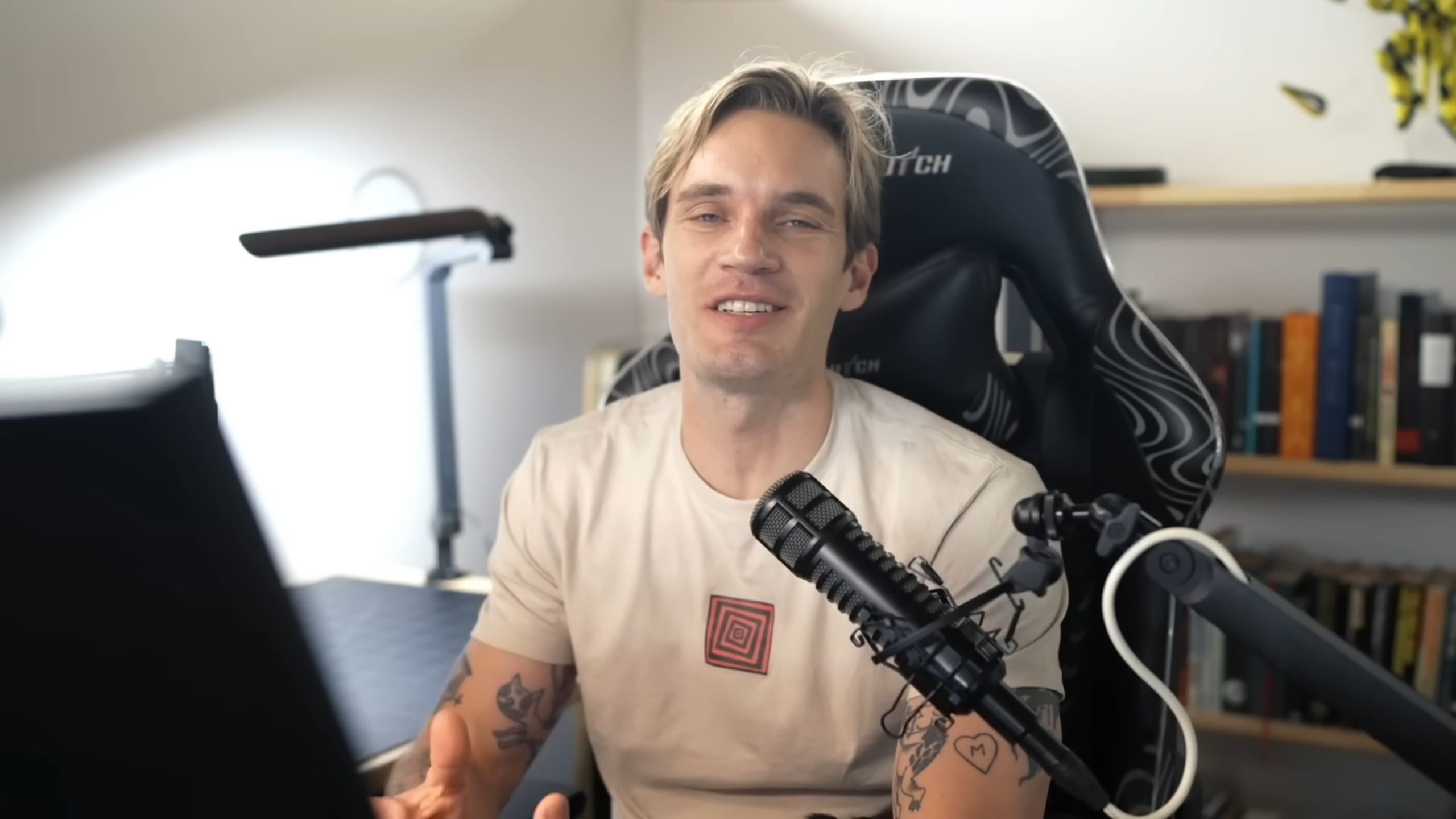 PewDiePie welcomes the birth of his son with Marzia