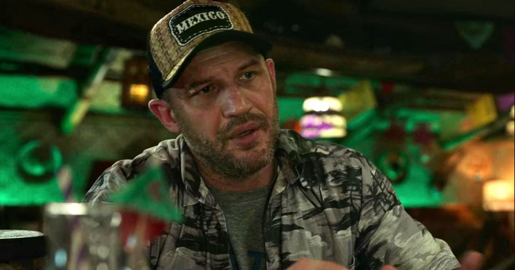 Eddie Brock is wearing the same clothes as in the post-credits scene for Spider-Man: No Way Home.