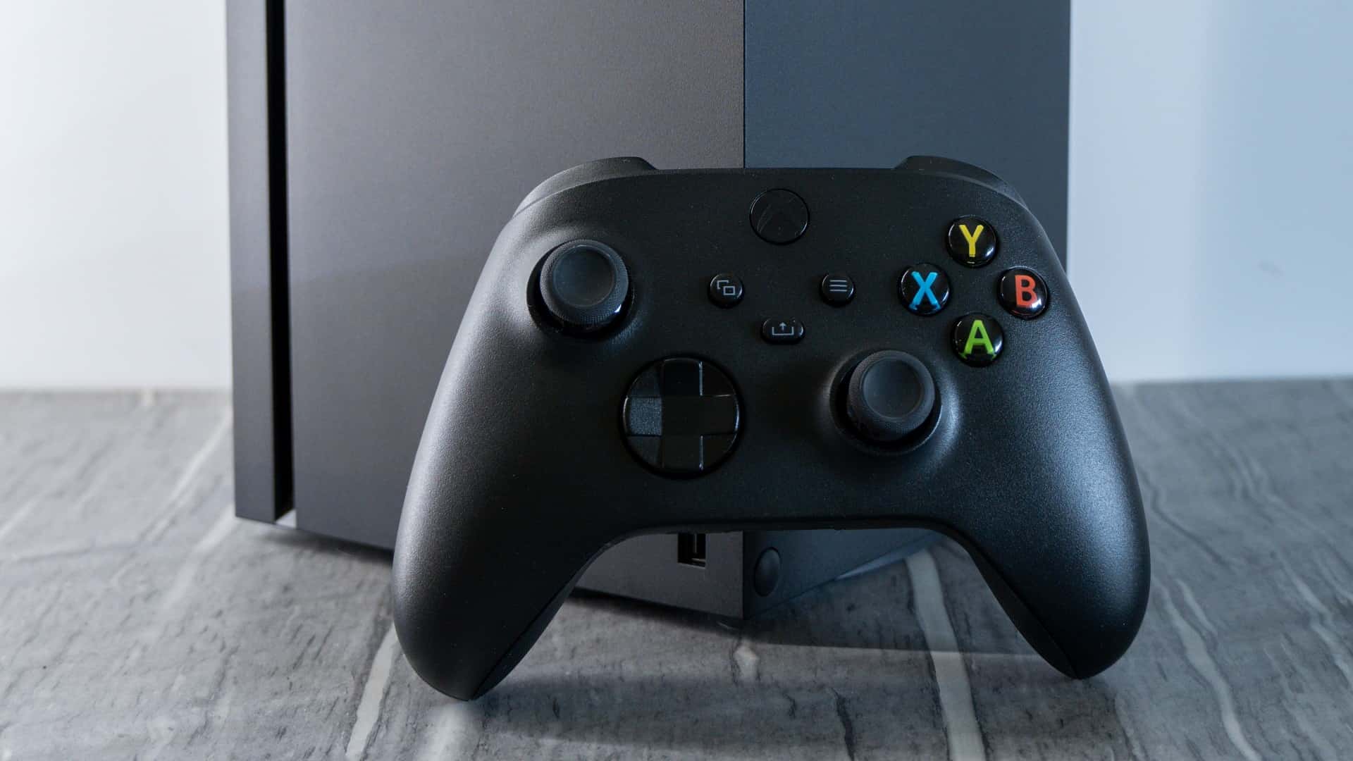 Microsoft calls Xbox Series X a "mid gen refresh" console