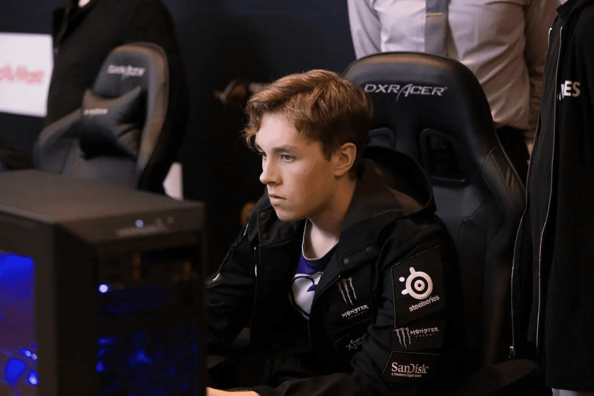 Virtus.pro And Vikin.gg Are In The Upper Bracket Final Of Epic League