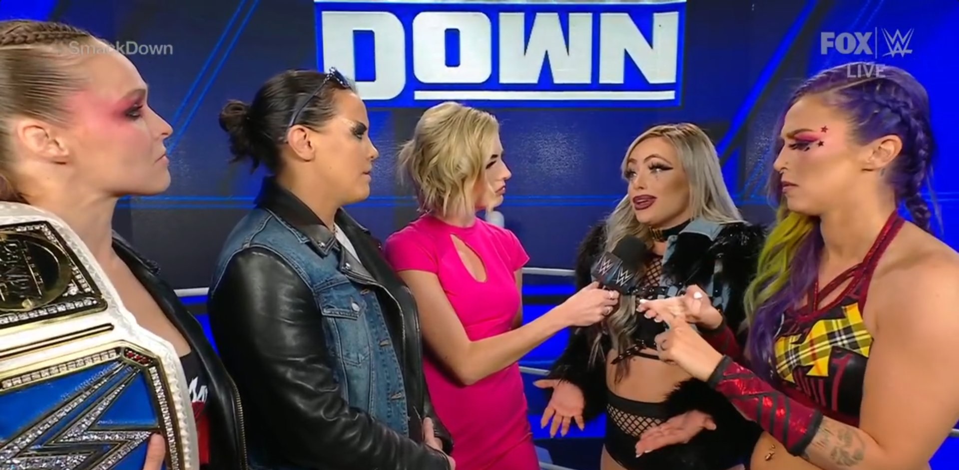 Ronda Rousey calls out WWE Universe on social media